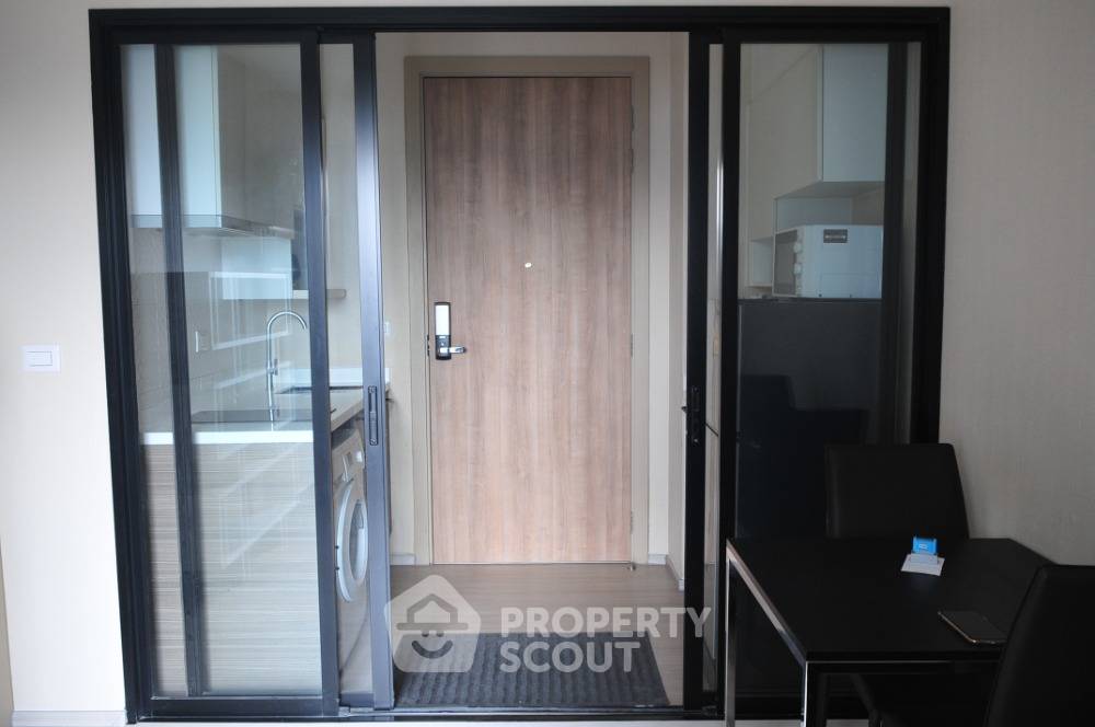 picture 1-BR Condo at Condolette Midst Rama 9 near MRT Phra Ram 9 (ID 1555817) - 3/20
