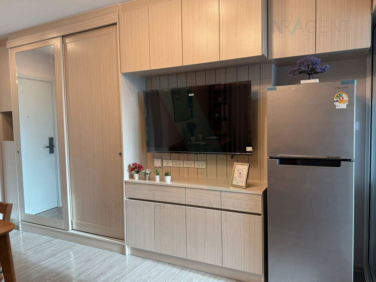 picture 🚩 For Rent Condo REGENT HOME BANGNA Building B, Floor 23,1 bed room, Room size 28 sqm - 3/8