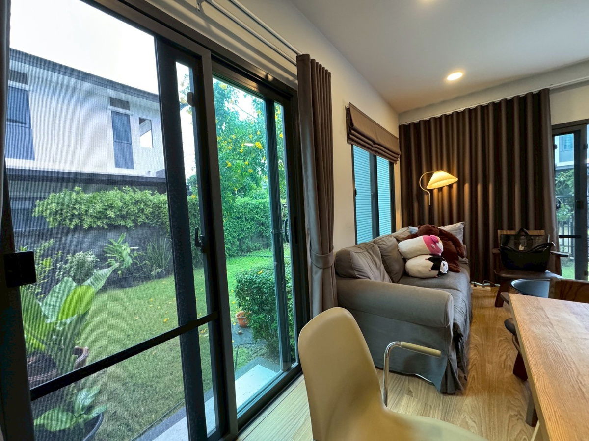 รูป ขายและเช๋า บ้านเดี่ยว บริทาเนีย บางนา กม.12 4ห้องนอน 2จอดรถ พื้นที่ใช้สอย 165 ตร.ม. ที่ดินใหญ่ 62.8 ตร.วา  ตกแต่งสวย ราคา7.5ลบ.ต่อรองได้ เช๋า 45k/ด - รูปที่ 42/49