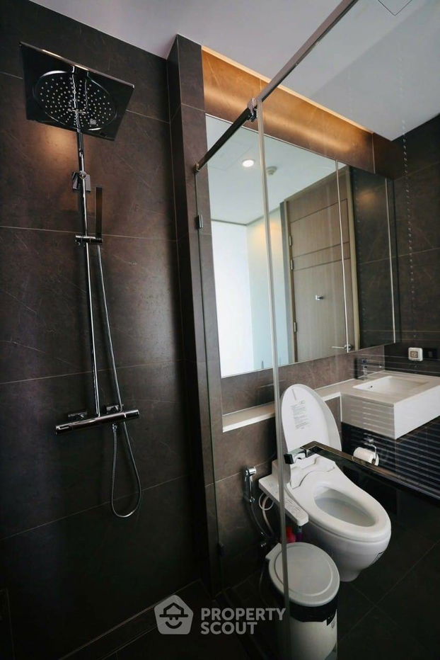picture 1-BR Condo at The Esse At Singha Complex near MRT Phetchaburi (ID 1880174) - 6/11