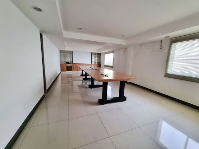 picture Commercial building for rent Soi 4Stories Airport Link LatKrabang Kingmongkut Sangkaracha - 5/8