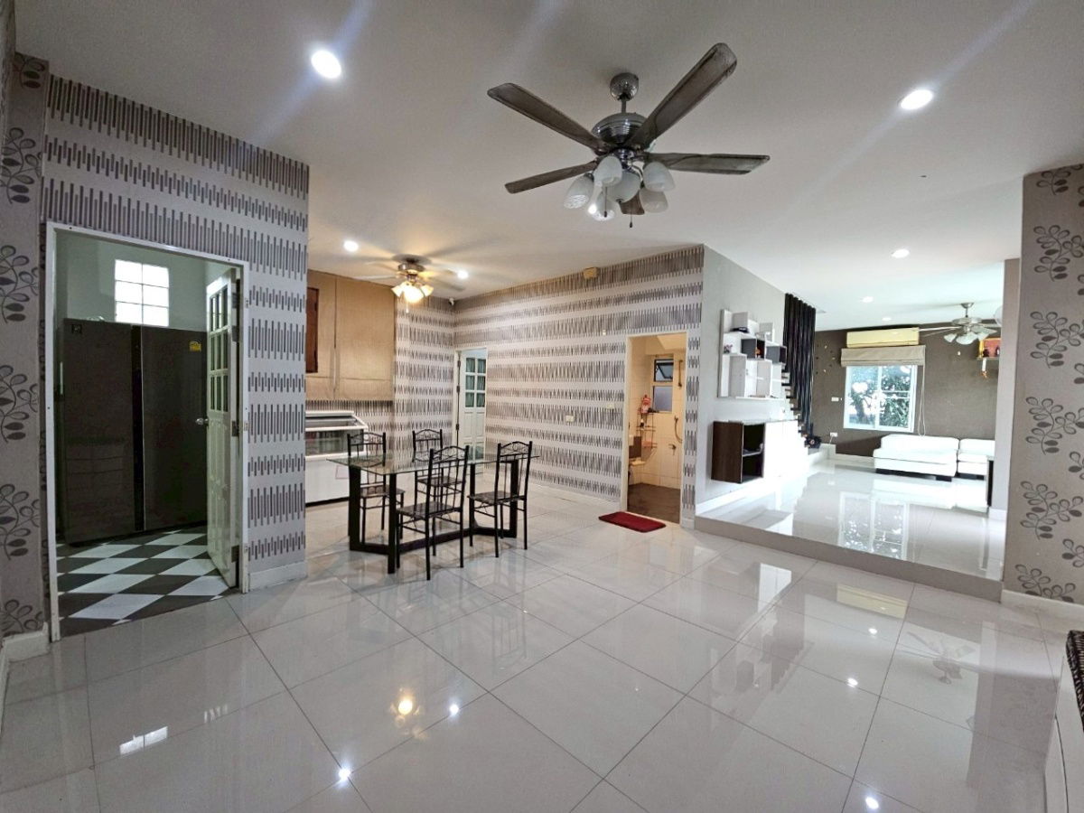 รูป 🏡 ขายบ้านเดี่ยว 2 ชั้น เหมาะกับครอบครัวที่ชอบความสงบ แต่งครบพร้อมอยู่ | The Tara รามอินทรา - รูปที่ 4/12