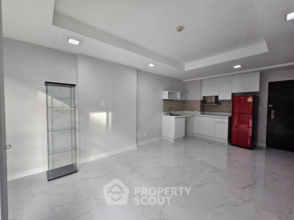 picture 1-BR Condo at D Condo Ratchada 19 near MRT Ratchadaphisek (ID 2158224) - 5/20