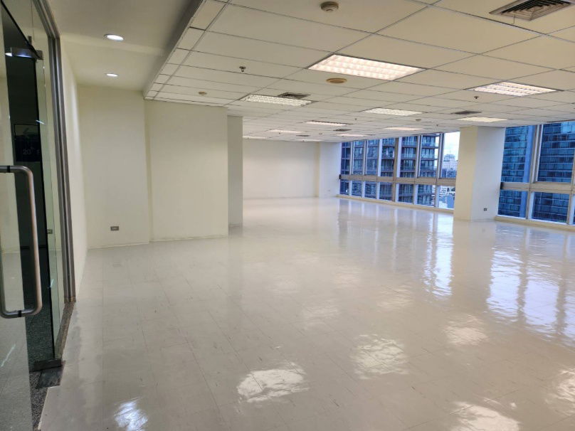 picture  Office next to the main road, Soi Thonglor, for rent!!! - 5/5