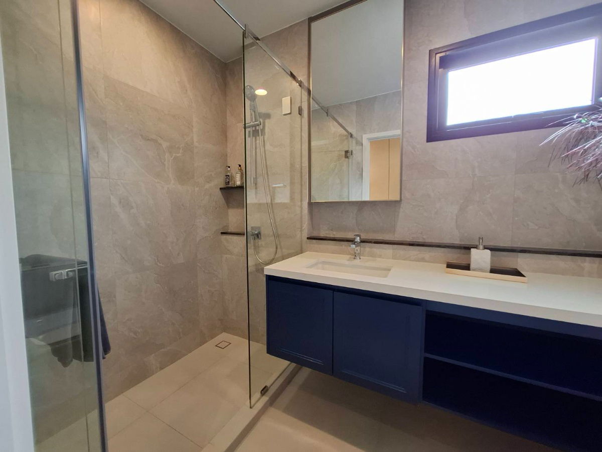 picture Open for sale, ready-to-move-in model home, luxuriously decorated, Setthasiri Ruamchok project, a company of Sansiri - 8/12