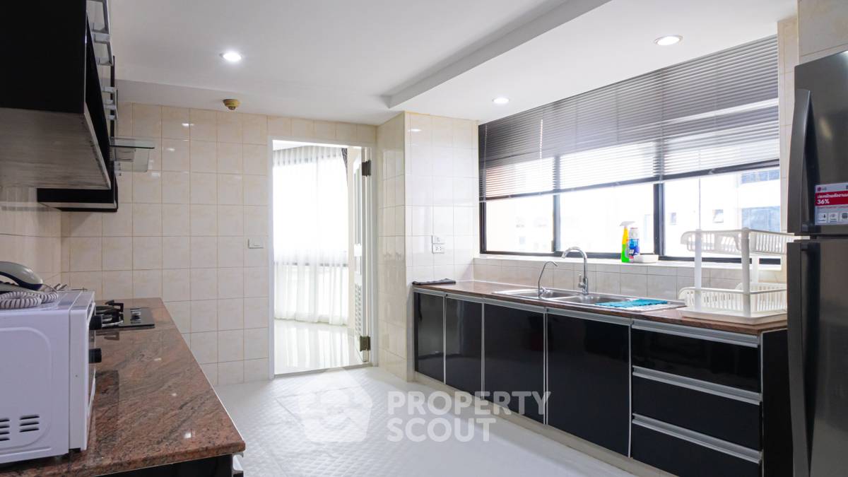 รูป คอนโด 3-ห้องนอน ที่ เพรสซิเดนท์ ปาร์ค คอนโดมิเนี่ยม ใกล้ MRT ศูนย์การประชุมแห่งชาติสิริกิติ์ (ID 692890) - รูปที่ 23/26