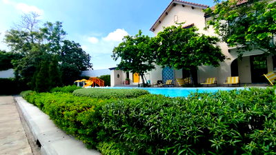 Townhouses for sale : House for sale Ansiri Ramkhamhaeng Ready-to-Move-in Project by Sansiri