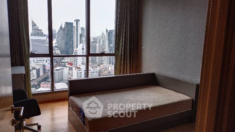 picture 3-BR Condo at Hyde Sukhumvit 13 Condominium near BTS Nana (ID 637304) - 5/24