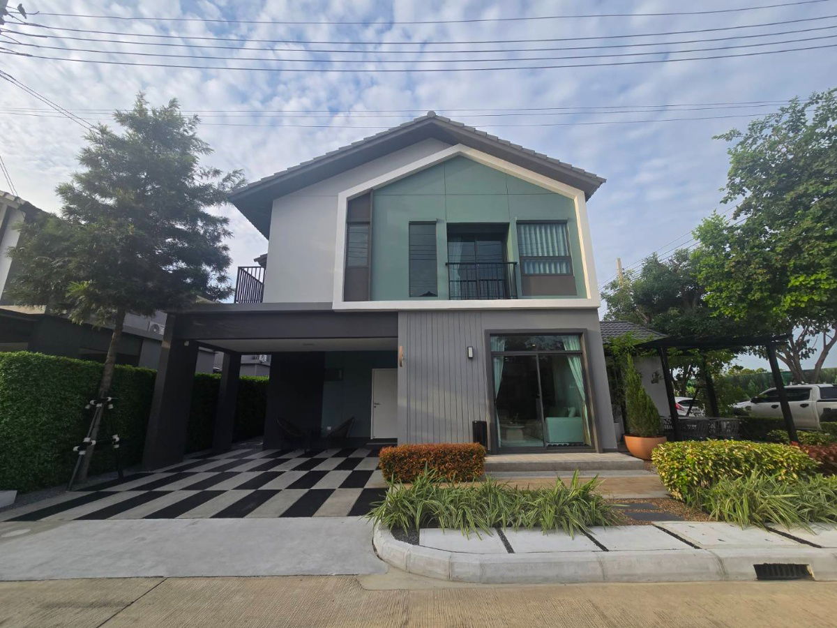 รูป ขายบ้านใหม่ บ้านเดี่ยวแสนสิริ (โครงการขายเอง) ตกแต่งพร้อมเข้าอยู่ ห้องนอนล่างกว้างพิเศษ - รูปที่ 1/16