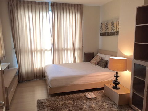 P-38796 Condo for rent Life @ Sathorn 10 fully furnished (Confirm again when visit). 