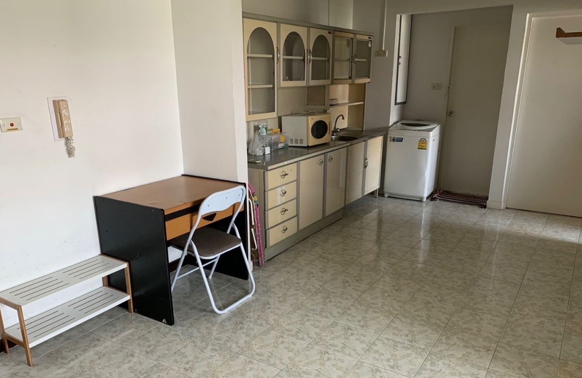 รูป ให้เช่าคอนโดบ้านสวนธน (2 ห้องนอน, 1 ห้องน้ำ)  / เครื่องใช้ไฟฟ้า Built-in ครบ / ติดแอร์ Inverter ให้ใหม่ / ใกล้มหาลัย มจธ. (KMUTT) / ห้องสวย มีที่จอดรถ   - รูปที่ 5/7
