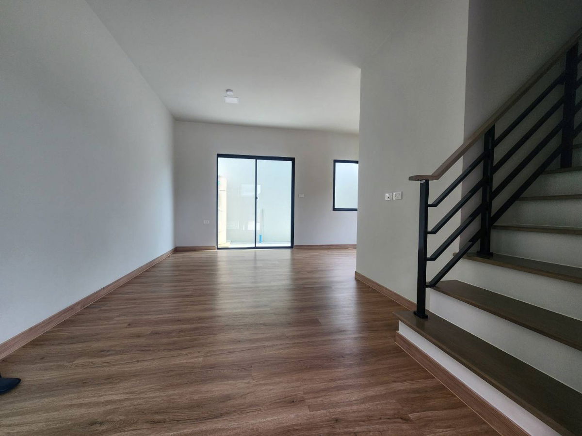 รูป 🏡ขายบ้านใหม่ (แปลงมุมติดสวน) พร้อมอยู่ สิริ เพลส พหลโยธิน 52 เลขที่ 95/42  📍ใกล้ BTS สะพานใหม่ - รูปที่ 4/15