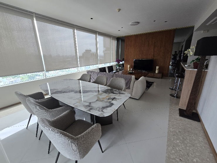 รูป 🟢The Empire Place Sathorn🟢 *** 100,000 baht ***  3bedroom and 3bahtroom (156.86 sqm) - รูปที่ 2/17