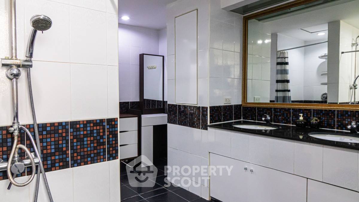 รูป คอนโด 3-ห้องนอน ที่ เพรสซิเดนท์ ปาร์ค คอนโดมิเนี่ยม ใกล้ MRT ศูนย์การประชุมแห่งชาติสิริกิติ์ (ID 692890) - รูปที่ 13/26