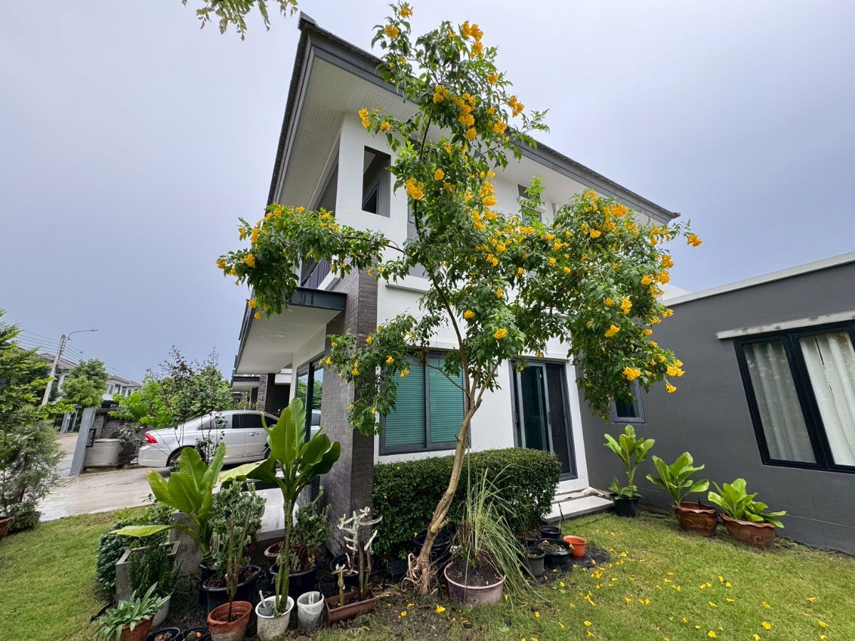 รูป ขายและเช๋า บ้านเดี่ยว บริทาเนีย บางนา กม.12 4ห้องนอน 2จอดรถ พื้นที่ใช้สอย 165 ตร.ม. ที่ดินใหญ่ 62.8 ตร.วา  ตกแต่งสวย ราคา7.5ลบ.ต่อรองได้ เช๋า 45k/ด - รูปที่ 8/49