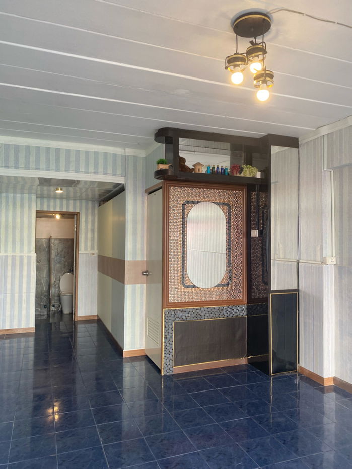 picture Nirun Grand Ville Pattaya Condo – Ground Floor, Building B | Great for Living or Business - 7/31