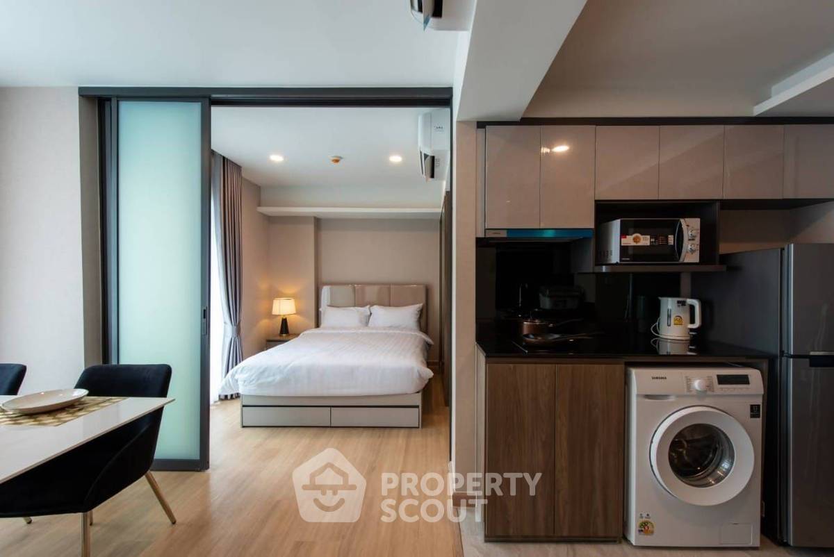 picture 2-BR Condo at Lloyd Soonvijai-Thonglor in Bang Kapi (ID 1719076) - 6/15