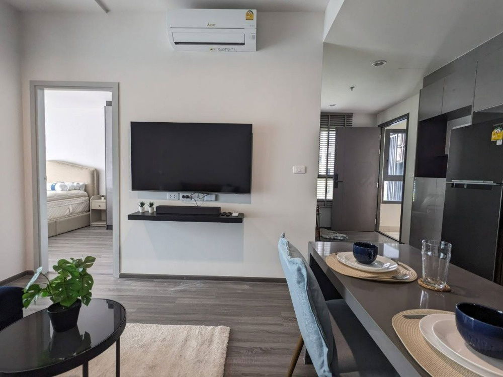 picture Ideo Chula Samyan【𝐒𝐄𝐋𝐋 & 𝐑𝐄𝐍𝐓】🔥Bright, airy, spacious rooms with plenty of natural light in every corner🔥  Contact Line ID: @hacondo - 4/10