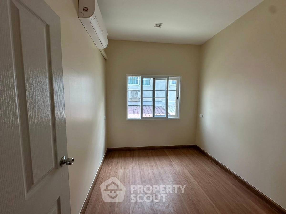 รูป บ้าน 4-ห้องนอน ใกล้ พัทยาตะวันออก (ID 2229409) - รูปที่ 12/12