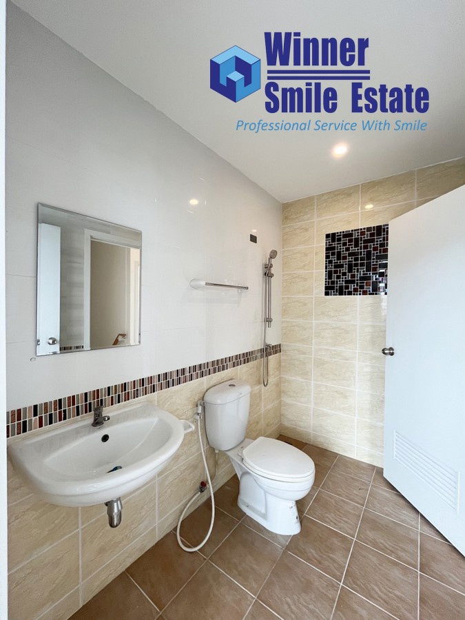 รูป ขายบ้าน กัสโต้ บางนา-สุวรรณภูมิ บ้านรีโนเวทแล้ว พร้อมต่อเติมครัวหลังบ้าน และหลังคาโรงรถ - รูปที่ 4/10