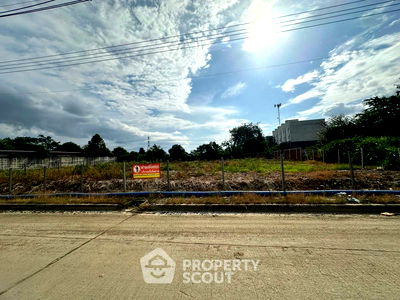 Land for rent Thawi Watthana : 1,108 m² Land for Rent in Thawi Watthana (ID 2229564)