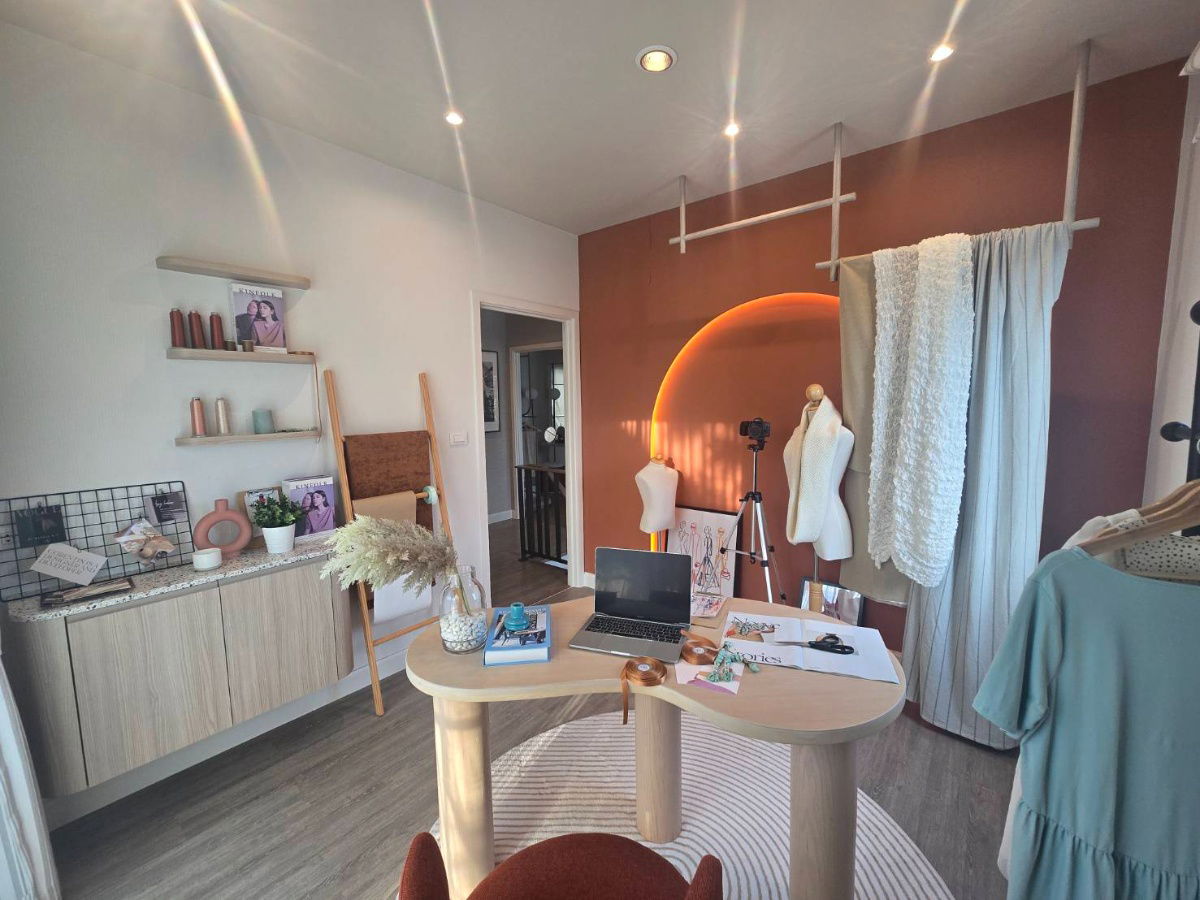 รูป ขายบ้านใหม่ บ้านเดี่ยวแสนสิริ (โครงการขายเอง) ตกแต่งพร้อมเข้าอยู่ ห้องนอนล่างกว้างพิเศษ - รูปที่ 15/16