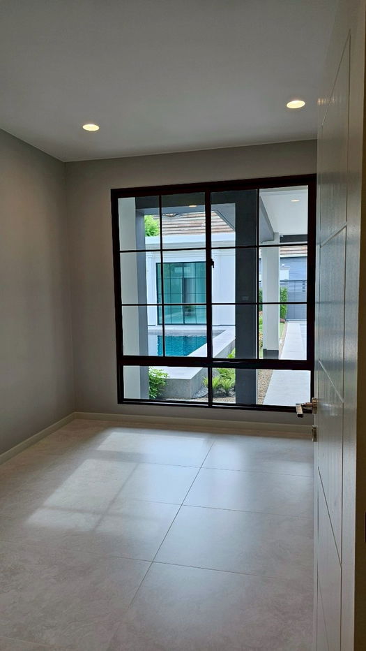 รูป ขาย ! บ้านเดี่ยว 2 ชั้น ถนนแบริ่ง พร้อมสระว่ายน้ำ ใกล้โรงเรียนนานาชาติบางกอกพัฒนา โครงการจากแสนสิริ - รูปที่ 3/10