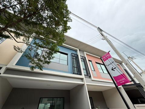 📍 House in front of the project, convenient to walk, near the clubhouse - special townhouse plot