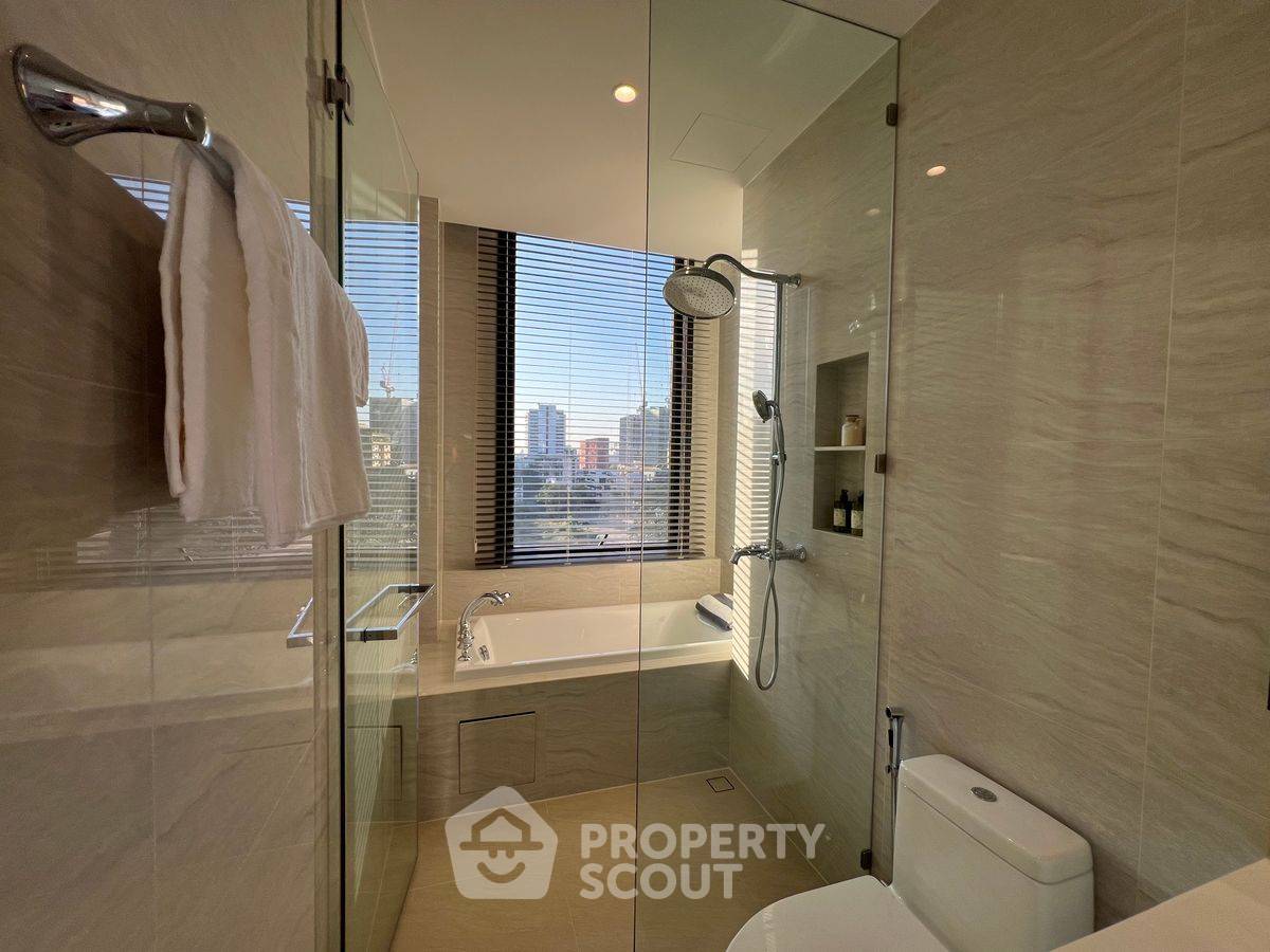 picture 2-BR Condo at Muniq Langsuan near BTS Ratchadamri (ID 2101275) - 16/16