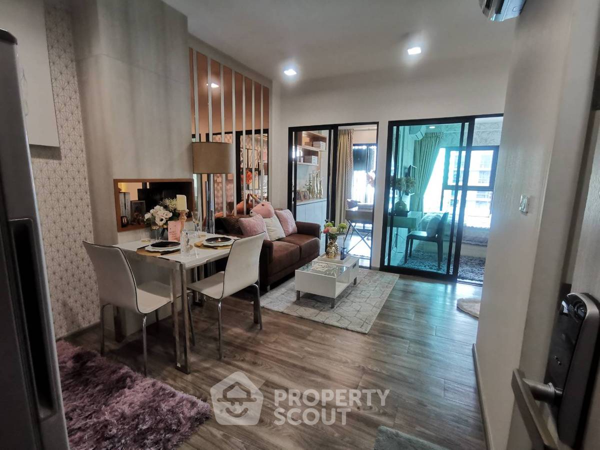 รูป คอนโด 1-ห้องนอน ที่ ริชพาร์ค เทอมินอล @พหลโยธิน 59 ใน อนุสาวรีย์ (ID 1336068) - รูปที่ 2/10