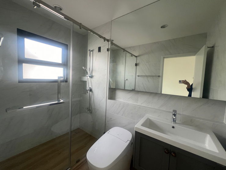 รูป บ้านเดี่ยวหรู ที่ดินใหญ่ แปลงมุมเป็นส่วนตัว ราคาพิเศษ บ้านเลขที่ 99/51  โครงการเศรษฐสิริ วัชรพล เทพรักษ์ โดยแสนสิริ - รูปที่ 8/8