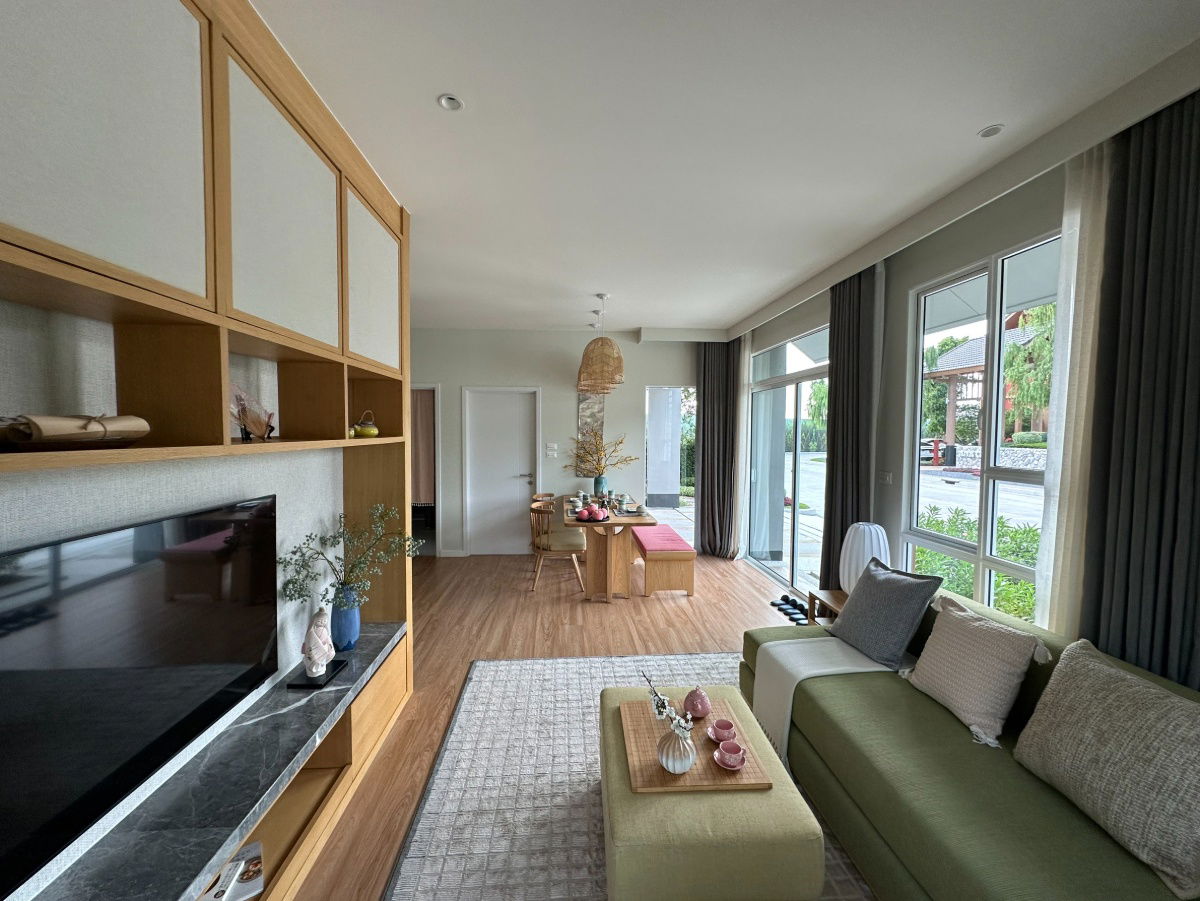 picture Showhouse, fully furnished, ready to move in - 2/6
