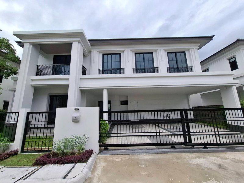 Houses for sale : Single house for sale, Setthasiri Ruamchok, ready-to-move-in project by Sansiri