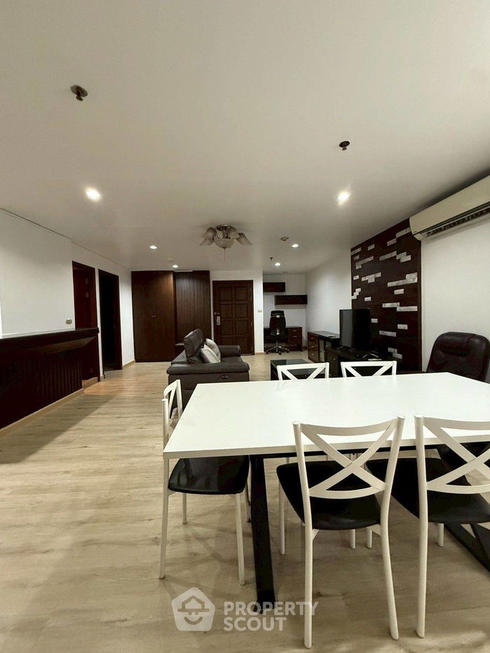 รูป คอนโด 2-ห้องนอน ที่ บ้านสวนเพชร คอนโดมิเนียม ใกล้ BTS พร้อมพงษ์ (ID 2217177) - รูปที่ 2/8