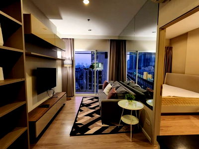 Condos for rent : WS1763 🏢 Condo for rent Amber by Eastern Star, next to Bang Sue BTS station, only 14,500 baht/month.