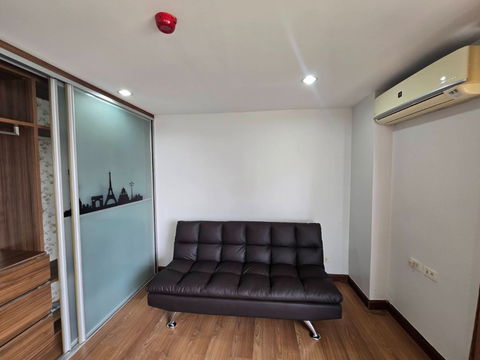 📢 Selling 2-bedroom condo, Grand Park Town, quiet location, near community Large room, perfect function, at an affordable price