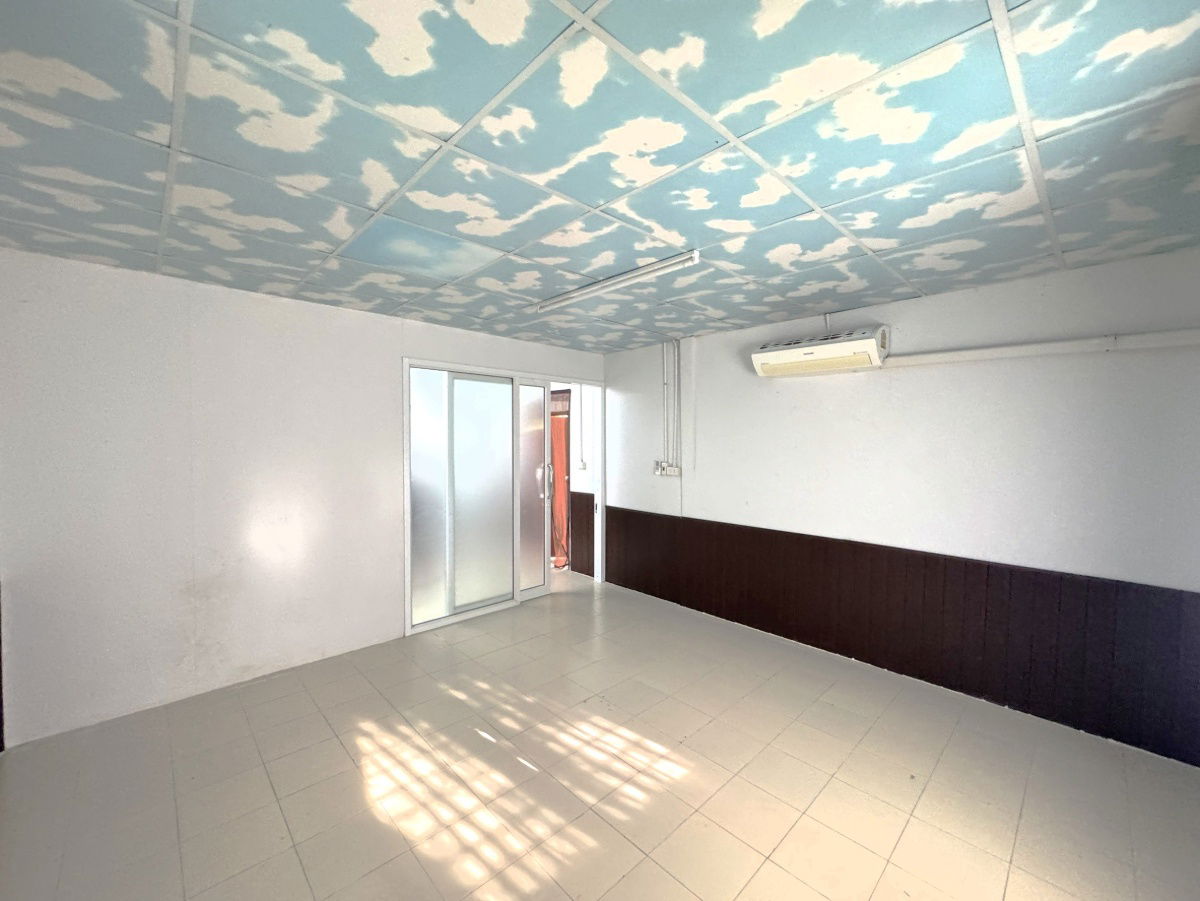 รูป บ้านเช่าเดี่ยวใจกลางบ้านไผ่  จอดรถได้ 3 คัน  เลี้ยงสัตว์ได้ - รูปที่ 9/26