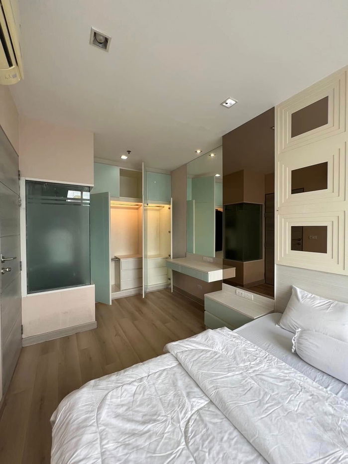 picture Ideo Verve Ratchaprarop【𝐑𝐄𝐍𝐓】🔥This room is bright in every corner. The cozy style will energize you every morning.🔥  Contact Line ID: @hacondo - 4/10