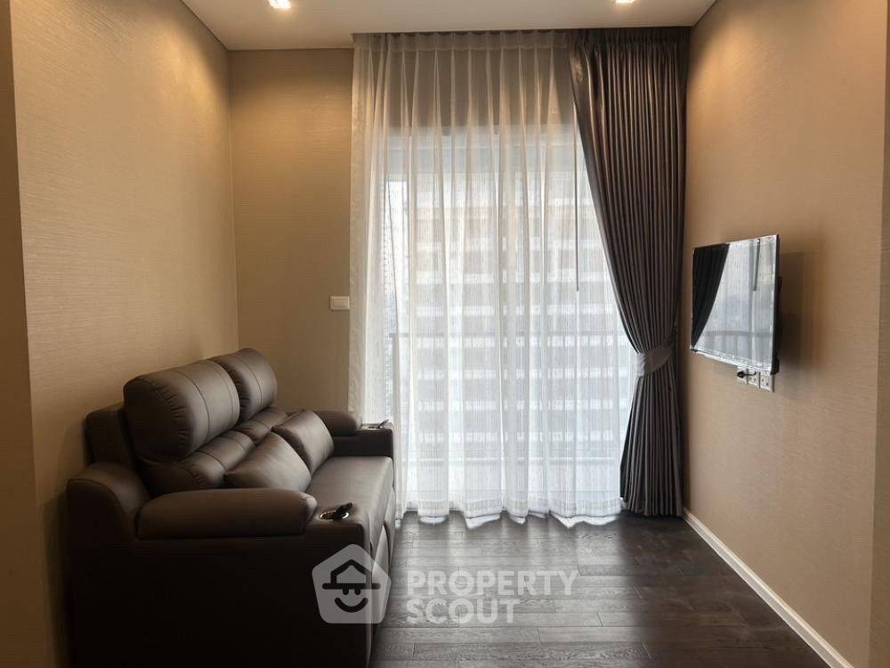 picture 2-BR Condo at The Saint Residences near MRT Phahon Yothin (ID 1413911) - 10/11