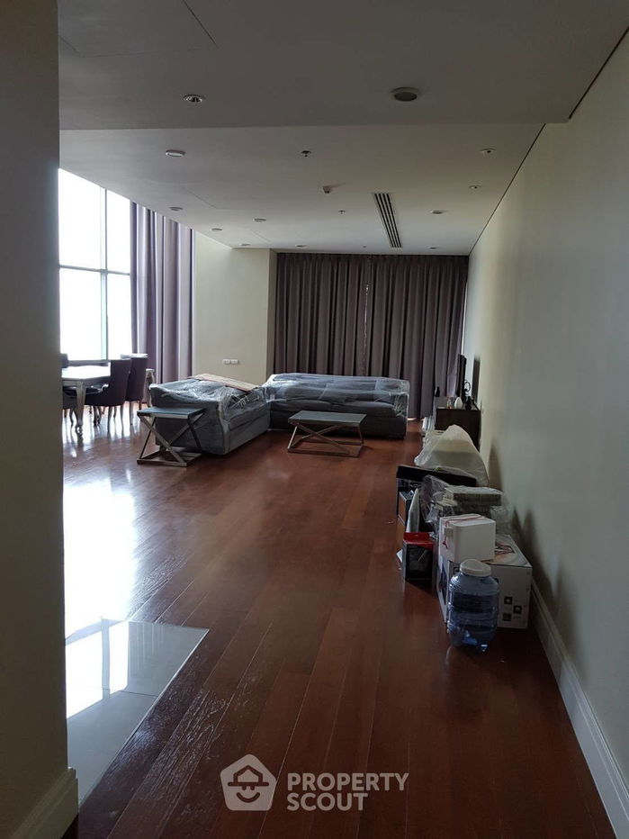picture 3-BR Duplex at Bright Sukhumvit 24 Condominium near BTS Phrom Phong (ID 1983260) - 1/7