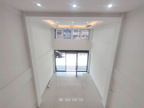 🏢 ให้เช่าอาคารพาณิชย์  ติดถนนสุขุมวิท 77 ใกล้รถไฟฟ้าสถานีศรีนุช และรถไฟฟ้าสถานีอ่อนนุช 🚇 (ST-02)