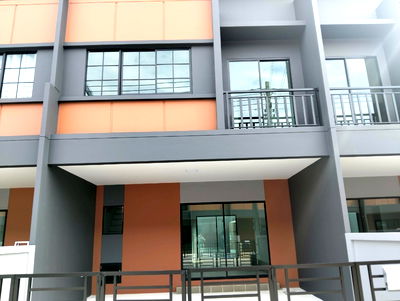Townhouses for sale Muang Pathum Thani Pathumthani : New Townhome Deal! Siri Place Ratchapruek-345