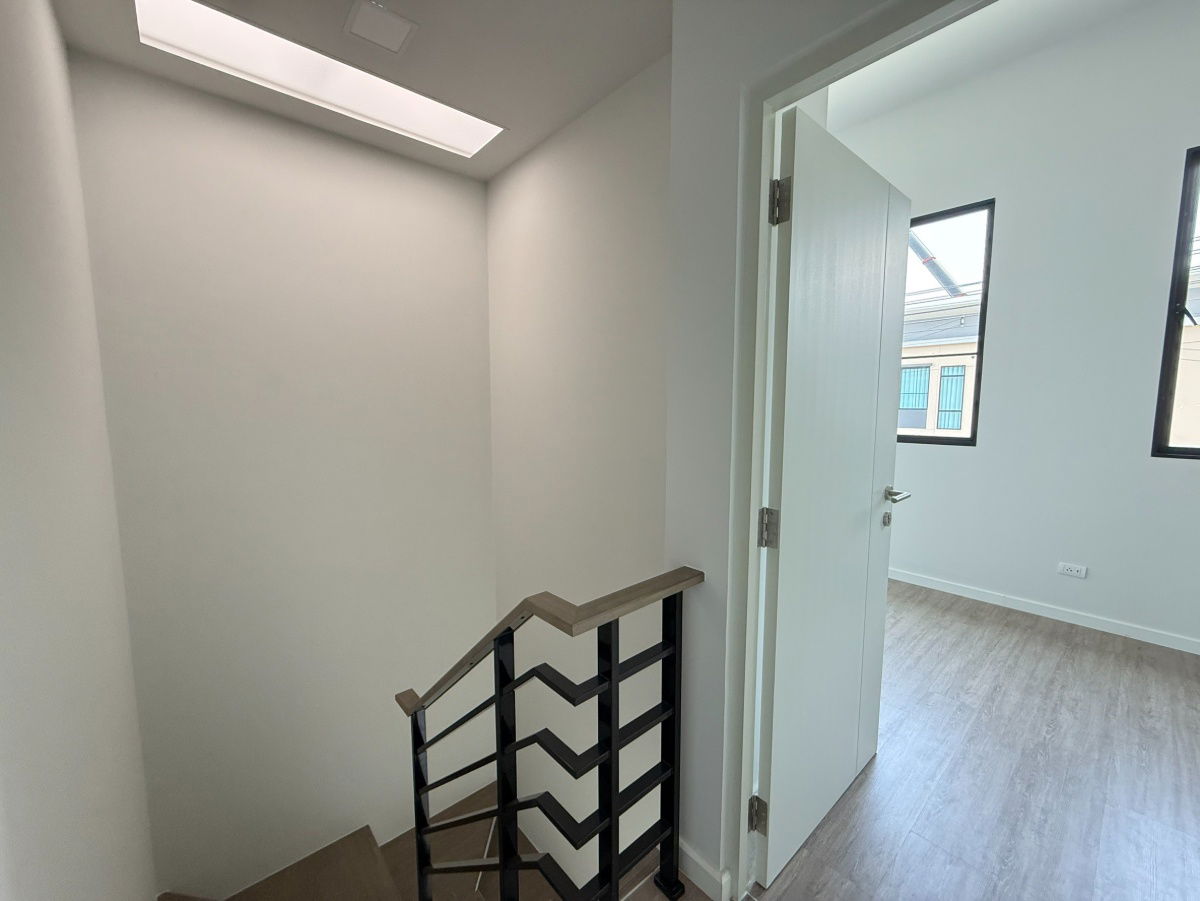 picture 🏠 Minimal style townhouse, peaceful, private, near the city - Siri Place Ratchaphruek 346 - 10/12