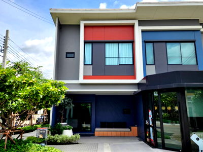 Townhouses for sale North Bangkok University  : 🏡 New House for Sale – Fully Furnished & Decorated 📍Siri Place Phaholyothin 52,No. 95/217 – Near the Garden & BTS Saphan Mai