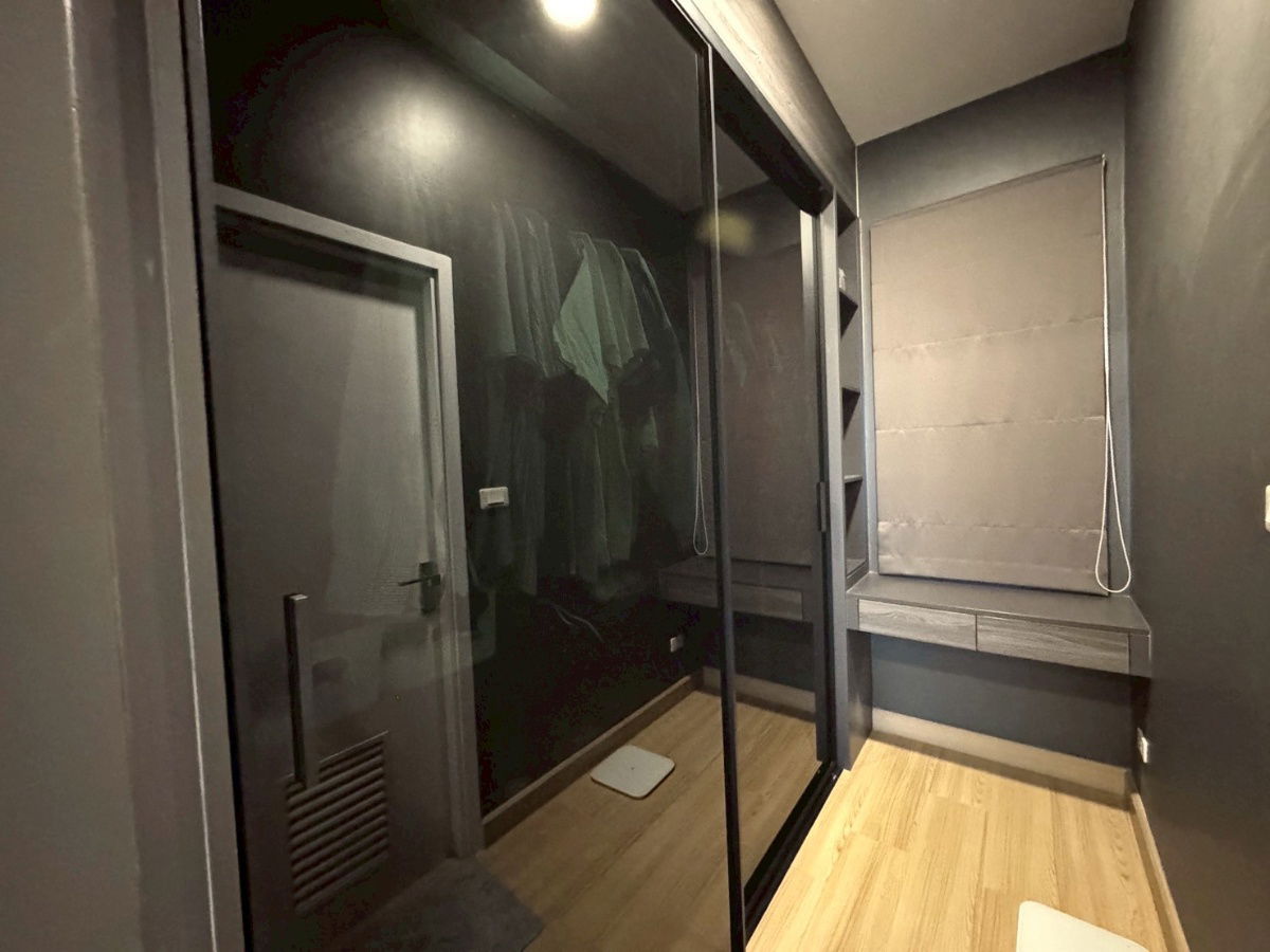 รูป ขายและเช๋า บ้านเดี่ยว บริทาเนีย บางนา กม.12 4ห้องนอน 2จอดรถ พื้นที่ใช้สอย 165 ตร.ม. ที่ดินใหญ่ 62.8 ตร.วา  ตกแต่งสวย ราคา7.5ลบ.ต่อรองได้ เช๋า 45k/ด - รูปที่ 47/49