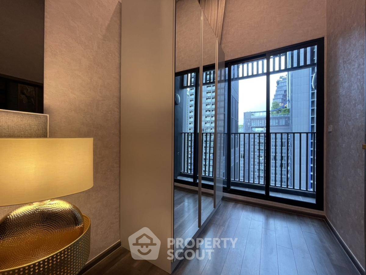 picture 2-BR Condo at Knights Bridge Space Rama 9 near MRT Phra Ram 9 (ID 1857101) - 6/9