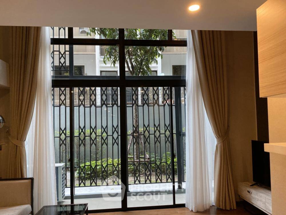 picture 1-BR Condo at Na Vara Residence near BTS Chit Lom (ID 513814) - 7/13