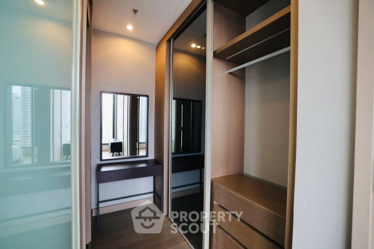 picture 1-BR Condo at The Esse At Singha Complex near MRT Phetchaburi (ID 1880174) - 4/11