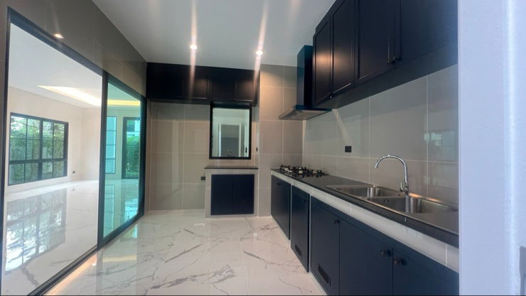 รูป HOT Unit ราคาพิเศษ บ้านเลขที่ 99/50 บ้านเดี่ยวหรู โครงการเศรษฐสิริ วัชรพล เทพรักษ์ โดยแสนสิริ - รูปที่ 6/8
