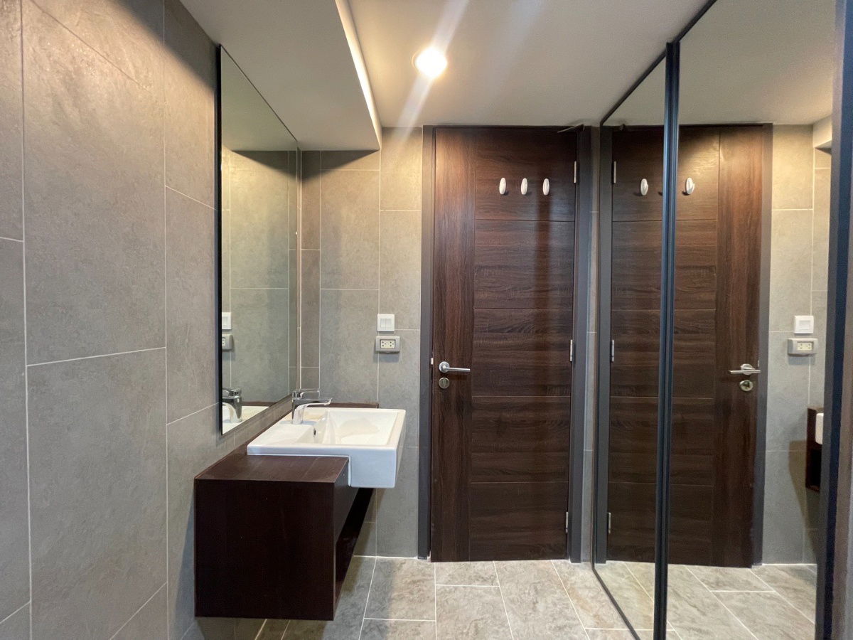 รูป 🔥Hot Deal!!!🔥C Ekkamai, Loft style, high fl, 42m2, Rent only 28,000/M |🔥ราคาพิเศษ!!!🔥ให้เช่าซี เอกมัยห้อง loft 42 ตรม.เพียง 28,000/ด - รูปที่ 53/54